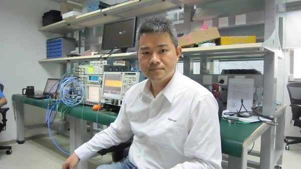 圖2. BERTScope資深專家、泰克高級(jí)業(yè)務(wù)拓展經(jīng)理Allen Wang全程督導(dǎo)本次免費(fèi)測(cè)試活動(dòng)。