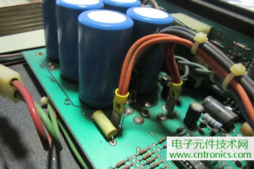 用料很給力！專業(yè)后級(jí)功放美國(guó)高峰FA1201拆解
