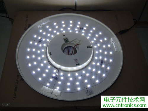 高端大氣上檔次！智能遙控調(diào)光LED吸頂燈拆解