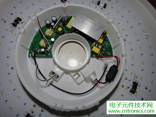 高端大氣上檔次！智能遙控調(diào)光LED吸頂燈拆解
