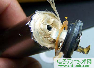 筆記本電池拆解，探秘電池內(nèi)部結(jié)構(gòu)