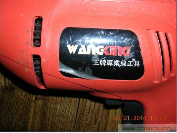 巧奪天工！大神利用山寨功放為高性價比逆變器“穿新衣”