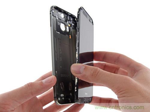 牛人強(qiáng)拆！新HTC One(M8)真機(jī)精密做工難修理