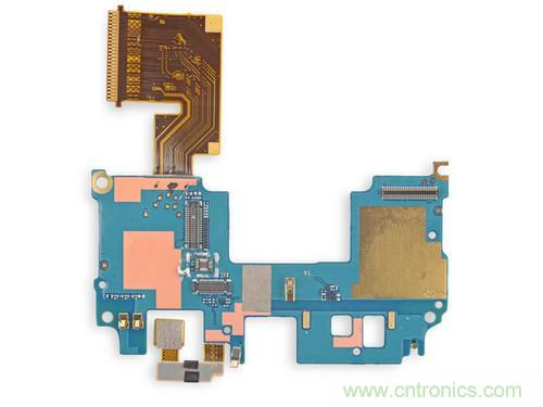 牛人強(qiáng)拆！新HTC One(M8)真機(jī)精密做工難修理