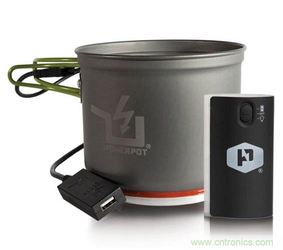 圖6：Powerpot設(shè)備利用熱源發(fā)電，使用者能一邊烹煮食物一邊為移動(dòng)設(shè)備充電。