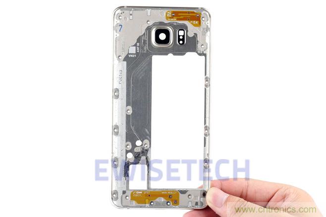 Galaxy Note5拆解，與S系列差距日漸模糊