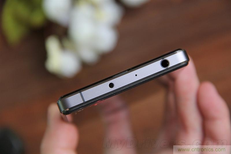 無邊框的 nubia Z9 ，一款既有驚喜，又有驚艷的智能手機