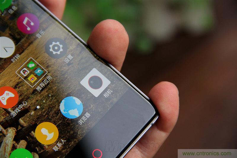 無邊框的 nubia Z9 ，一款既有驚喜，又有驚艷的智能手機