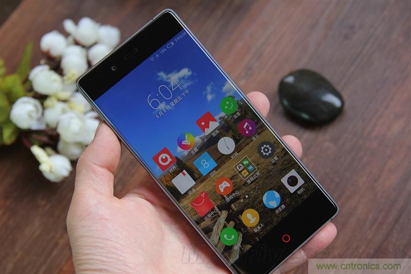 無邊框的 nubia Z9 ，一款既有驚喜，又有驚艷的智能手機