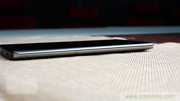 業(yè)界良心 LG V10 評(píng)測(cè):剛毅、冷峻，不失人性化