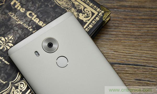 新旗艦Mate 8全評(píng)測(cè)：橫空出世！能否延續(xù)一機(jī)難求？