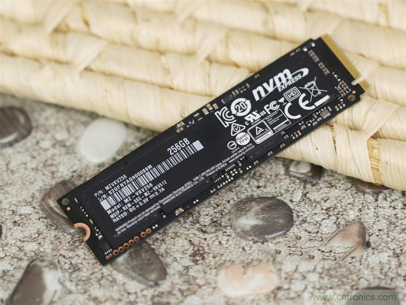 真的性能過剩？揭秘 CPU 對 SSD 的影響