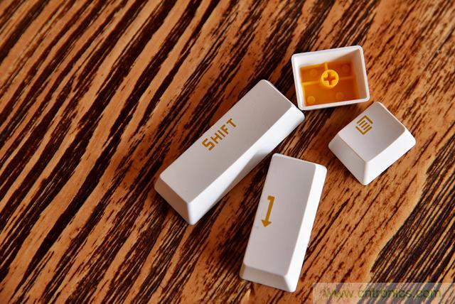 左手寫愛，右手寫他——從此鍵盤鼠標(biāo)不分家！