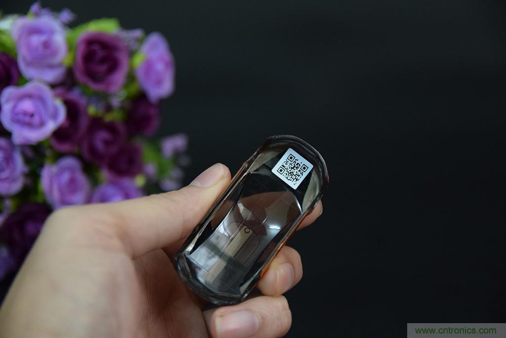 虛擬與現(xiàn)實相結合的飛車游戲，讓你體驗速度與激情的碰撞！
