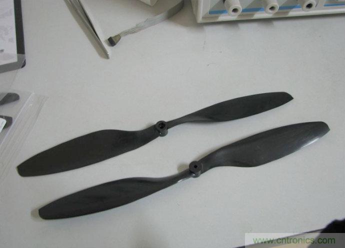 無人機(jī) DIY 制作全過程，酷得不要不要的！