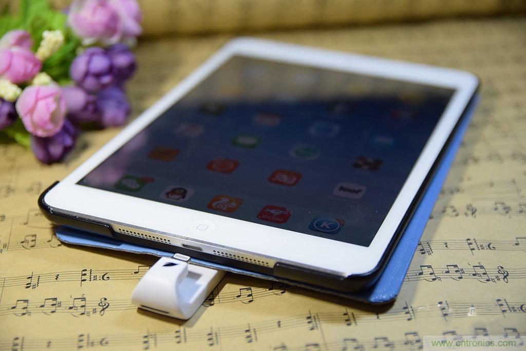 不越獄，就能隨意給iPad增容的影音娛樂利器