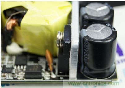 69元小米4口USB充電器詳細拆解，看完你也能DIY一個