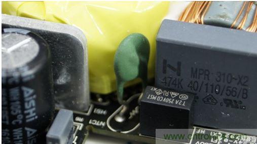 69元小米4口USB充電器詳細拆解，看完你也能DIY一個