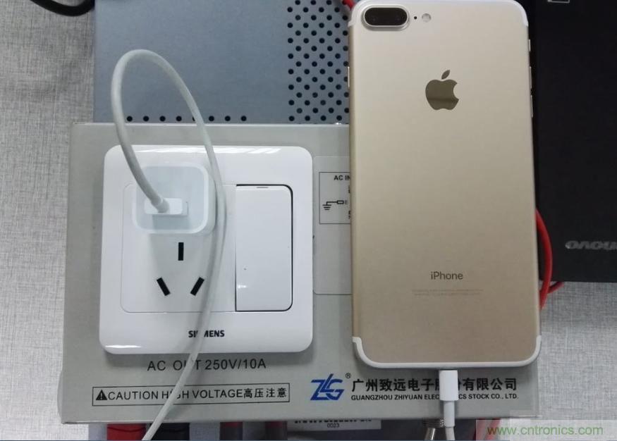 “瘋7”手機(jī)充電實(shí)測(cè)：為何沿用傳統(tǒng)充電模式？