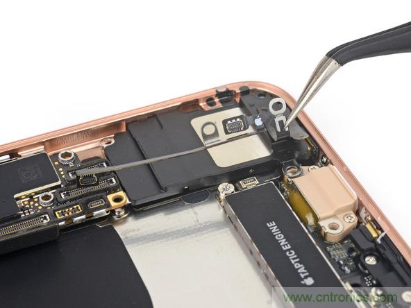 iPhone 8首拆：無線充電版本的iPhone 7？