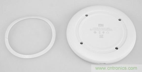 拆解對比：系出同門，小米、紫米無線充電器的差別有多大？