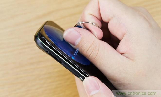 拆解黑鯊手機：多級直觸一體式液冷系統(tǒng)有什么門道？