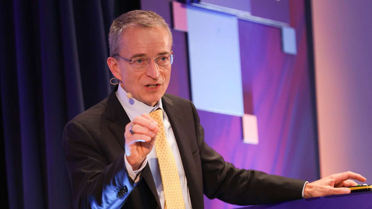 英特爾CEO：加速IDM 2.0轉(zhuǎn)型，推進(jìn)代工服務(wù)發(fā)展